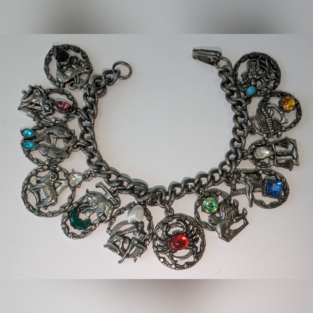 VTG FLORENZA SILVER TONE RHINESTONE ZODIAC CHARM BRACELET HEAVY - Picture 3 of 16